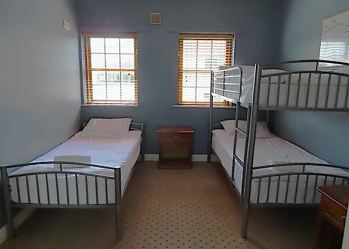 別荘 Centre Townhouse - Just Off Medieval Mile *